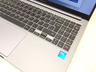 pc portatil samsung galaxy book 4