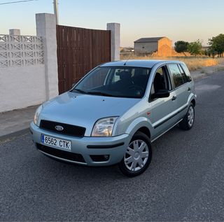 Ford Fusion 2004