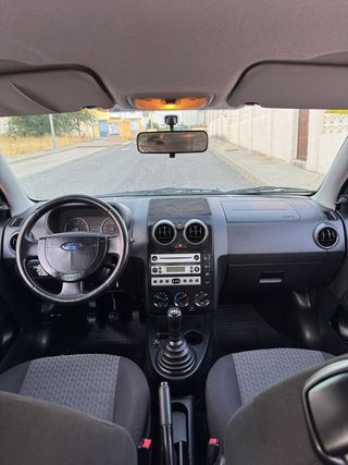 Ford Fusion 2004