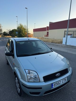Ford Fusion 2004