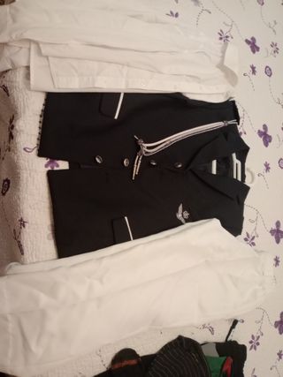 Traje comunión chico casi nuevo