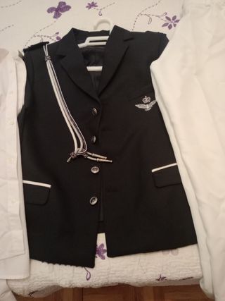 Traje comunión chico casi nuevo