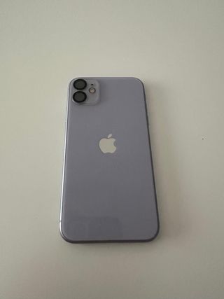 iPhone 11 64GB Lila con caja