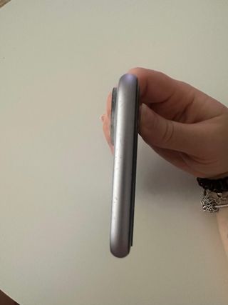 iPhone 11 64GB Lila con caja