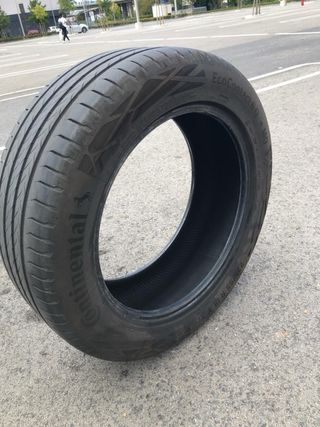 Neumático Continental 225/55/18 102 XL
