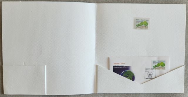 LOTE con Carpetas presentación, sellos Correos eur