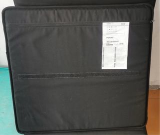 Cojínes sillón Ikea beige tela, 15 eur Grand y 10