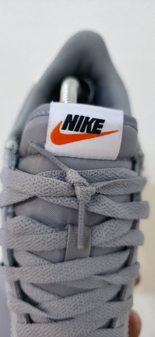 Nike Cortez Gris y Blanco