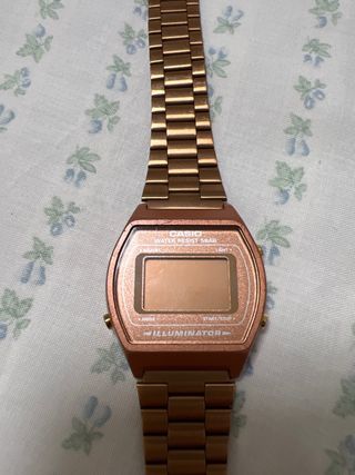 Reloj Casio Dorado