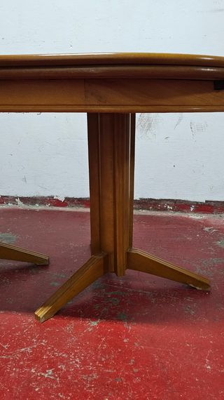Mesa de comedor extensible de madera