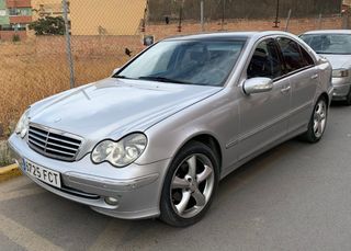 Despiece completo Mercedes C220 CDI W203