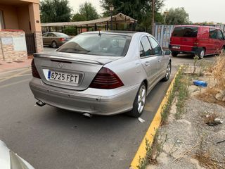 Despiece completo Mercedes C220 CDI W203