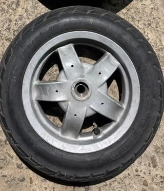 Rueda Trasera Piaggio Zip 4T 50/100