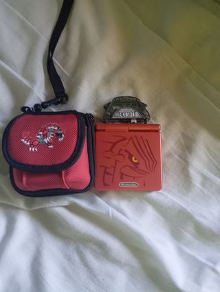 Nintendo Game Boy Advance SP Roja