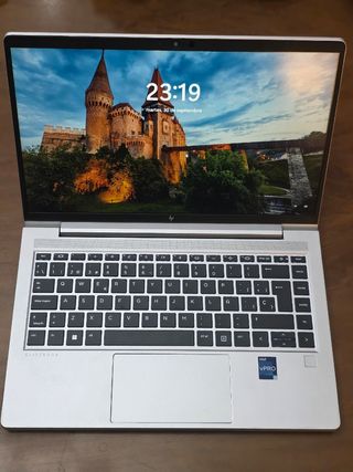 HP EliteBook 640 G9 i5 16GB+512GB Plata