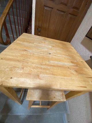Mesa alta madera maciza con 2 taburetes