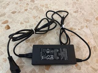 Patinete eléctrico para reparar batería