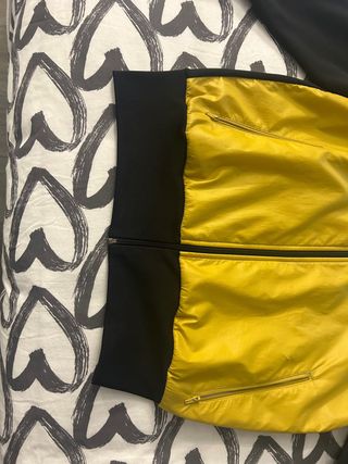 Chaqueta Adidas Originals Blanca y Amarilla