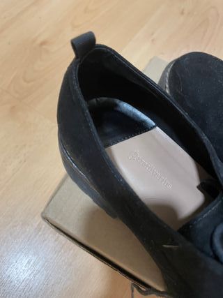 Zapatos de salón con plataforma negros