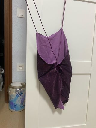 Top Morado Brillante Tirantes Finos
