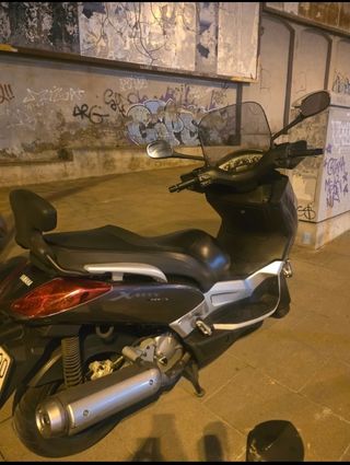 Yamaha X-MAX 125cc