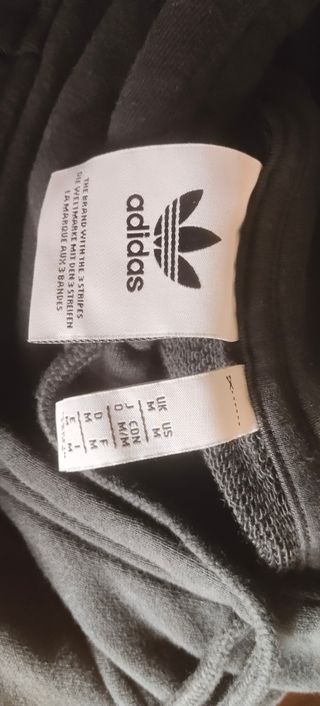 Sudadera Adidas con capucha y logo multicolor