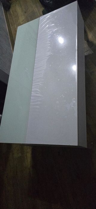 Mesa auxiliar de centro