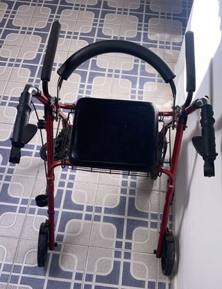 Andador Ortopédico Plegable Rojo