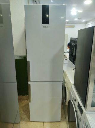 Nevera Whirlpool Blanca