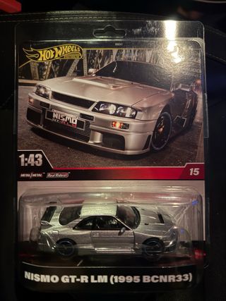 Hot Wheels Premium NISMO GT-R LM 1:43