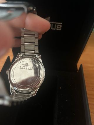 Reloj Lotus Plata y Negro