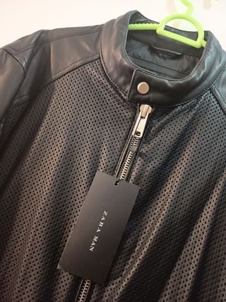 Chaqueta Zara Hombre Negra Perforada