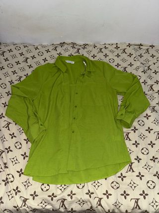 Camisa verde manga larga