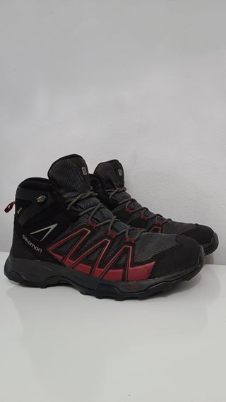 Zapatillas Salomon Gore-Tex Negras y Rojas