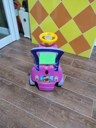 Correpasillos infantil rosa con volante