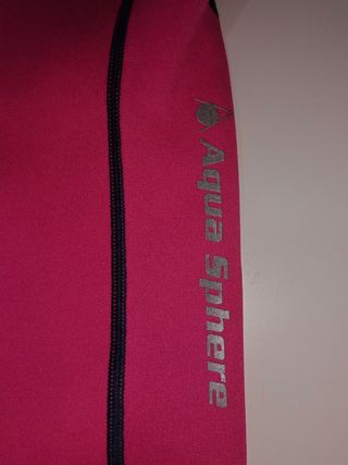 Neopreno niña rosa y azul. Aqua Sphere. Talla 10