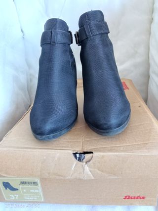 Stivaletti Bata Neri Misura 37