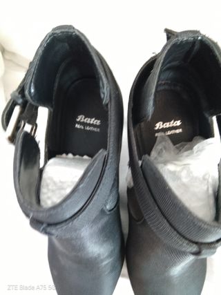 Stivaletti Bata Neri Misura 37