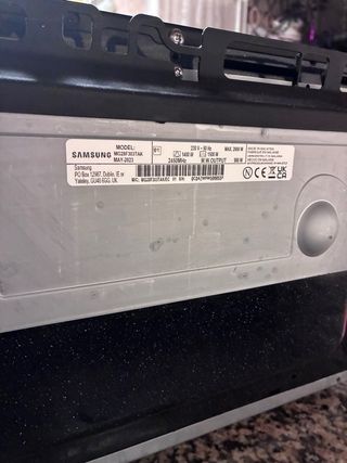 Microondas Samsung MG28F303TAK - Para reparar