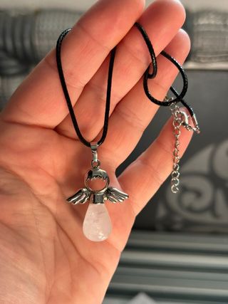 Collar con colgante Angel de cuarzo blanco