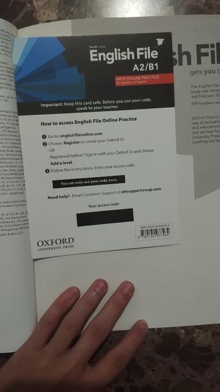 English File A2/b1 Student's Book And Workbook ...