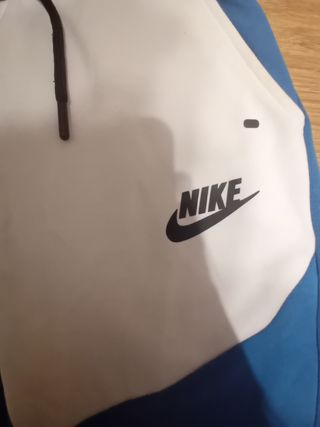 Conjunto Nike Tech Fleece Azul y Blanco