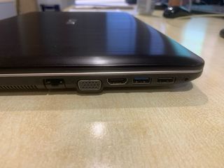 Ordenador portátil Asus DESKTOP