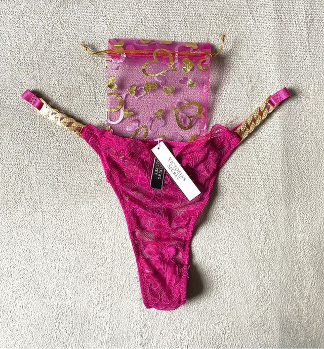 Tanga Victoria's Secret vino encaje cadenas