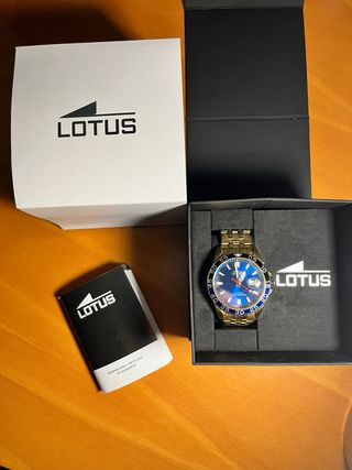 Reloj Lotus Bañado en Oro