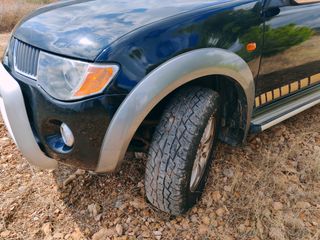 Mitsubishi L200 2.5 TD con 200CV