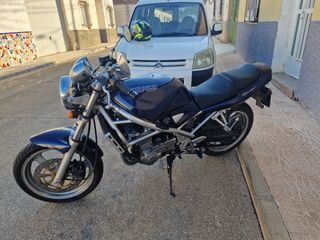 Suzuki Bandit 400 A2
