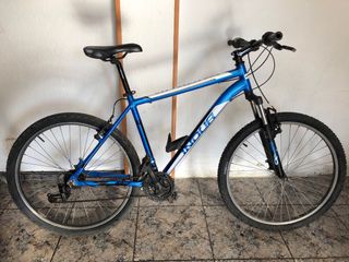 Bicicleta de Montaña Azul