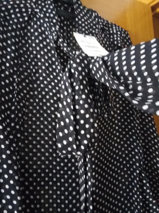 Blusa capa Zara Talla M Lunares