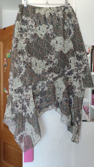 Falda larga asimétrica Sayle Talla XXL 44